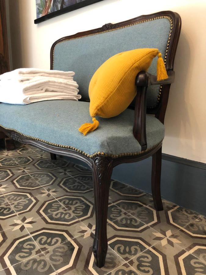 L'Oiseau Bleu Rollier Bed & Breakfast Roubia ภายนอก รูปภาพ